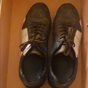 Men’s Authentic LV tennis shoes